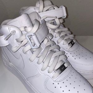 BRAND NEW AIR FORCE 1 with box